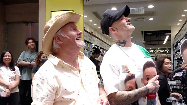 占士丁丁獲粉絲買廣告拉票 爸爸來港見證為仔仔感到驕傲