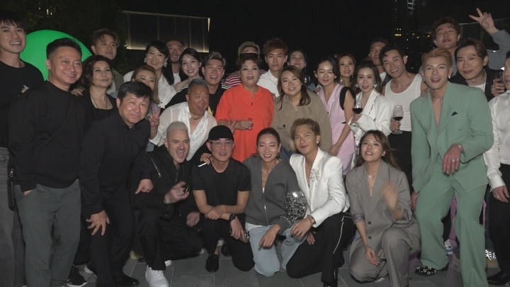 七強友誼第一比賽第二 慶功宴上壓力盡釋齊高歌