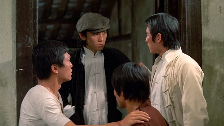 The Savage Five - Watch on myTV SUPER