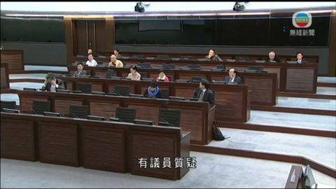 立法會強烈譴責政府拖發免費電視牌 立法會強烈譴責政府拖發免費電視牌