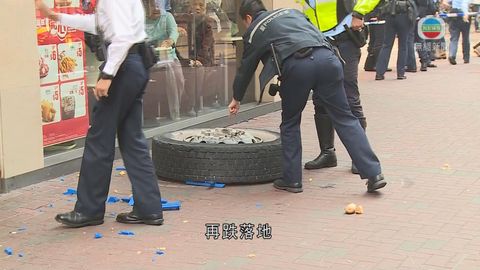 大角咀罕見意外 車胎跌落天橋致七傷