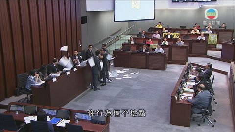 吳亮星指不再處理動議泛民動議休會待續 吳亮星指不再處理動議泛民動議休會待續