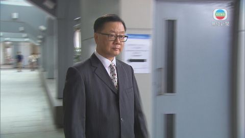 證人指財務公司批無抵押貸款予許仕仁