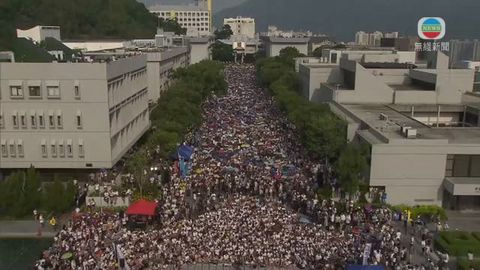 學聯：萬三人罷課集會  明移師添馬持續1周