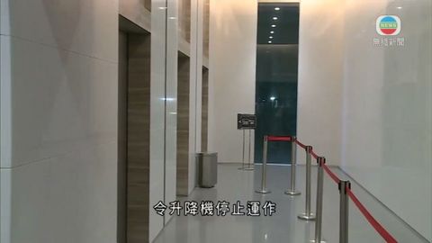 時代廣場電梯故障  纜索完好8人曾被困