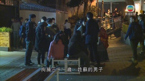 領展房署稱屯門衝突地非管理範圍 警員戒備 領展房署稱屯門衝突地非管理範圍 警員戒備