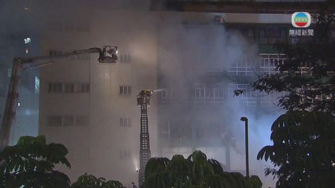 迷你倉四級火消防灑水降溫 強調救火策略有效 迷你倉四級火消防灑水降溫 強調救火策略有效