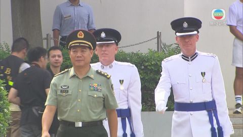 譚本宏赴學警結業禮 讚警隊成功應對佔中等挑戰