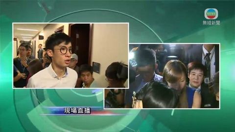 [現場]梁頌恆、游蕙禎試圖進入一號會議廳