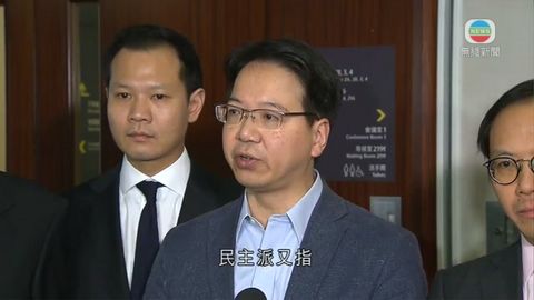 建制派指特首貢獻良多 民主派指須改變選舉制度 建制派指特首貢獻良多 民主派指須改變選舉制度