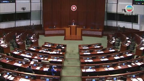 佔領行動逾百人承擔法律後果 何君堯質疑輕判