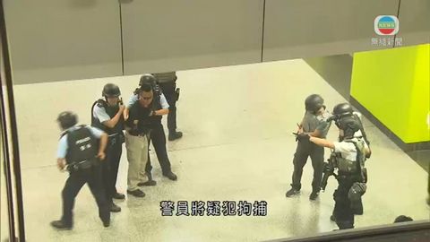 警方凌晨港鐵香港站進行反恐演習