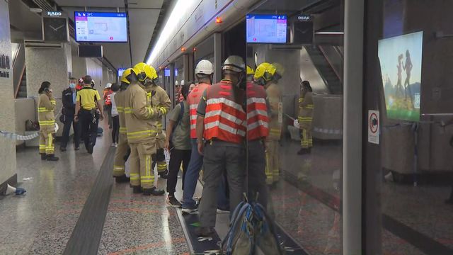 【港鐵車門鬆脫】油麻地站有列車車門鬆脫 來往荔景至佐敦站暫停服務