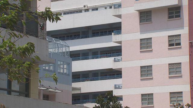 教育局：全港學校明天起毋須戴口罩 小學、幼稚園快測維持至三月中 