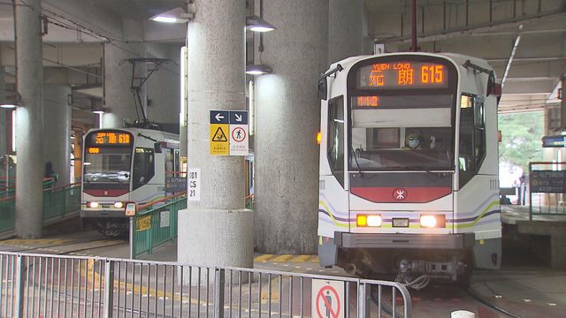 屯門碼頭站兩列輕鐵碰撞 港鐵安排接駁巴士