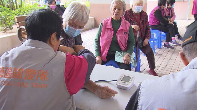 時事多面睇｜地區康健中心使用人次急升　議員冀加強地區網絡合作