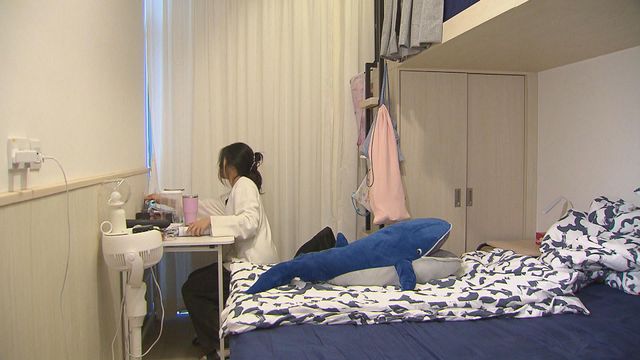 時事多面睇｜免費入住青年宿舍    一個床位、一張書枱助基層考生備試DSE