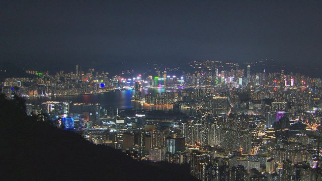 當局連同兩電下午四時半交代明年電費調整　消息：兩電都減2%