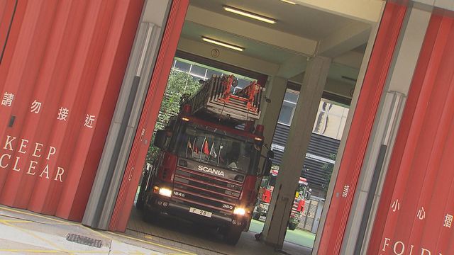 屯門怡樂花園單位清晨冒煙　約百人疏散無人傷