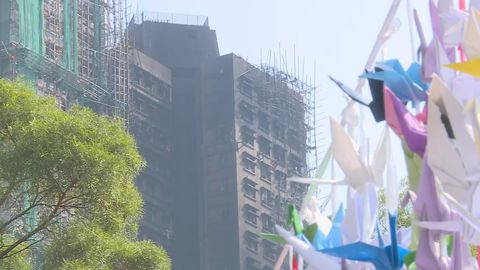 Government distributes emergency funds to fire victims