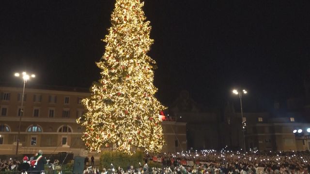 Rome marks the start of Christmas with the lighting of a 20-metre high tree Rome marks the start of Christmas with the lighting of a 20-metre high tree