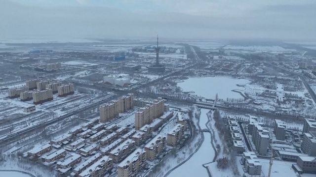 Heavy snow sweeps across China's northwest triggering emergency measures Heavy snow sweeps across China's northwest triggering emergency measures