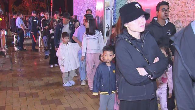 天水圍天澤邨火警一名男子身體多處燒傷送院　約400人疏散