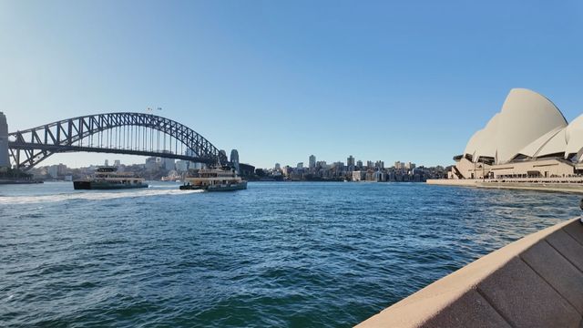 Multiple people reported dead after shooting at Australia's Bondi Beach 