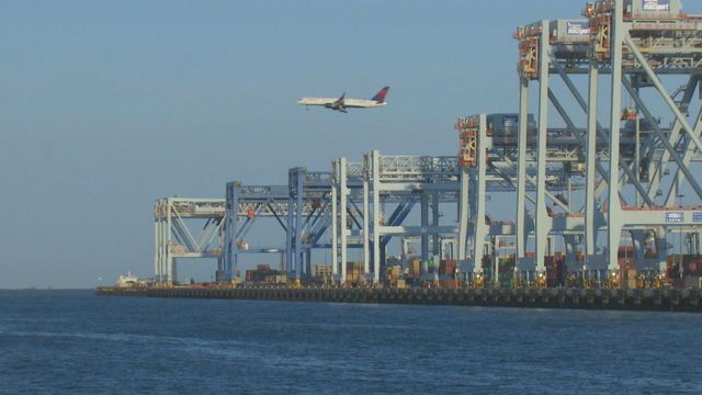 據報美國政府關稅收入逾2000億美元