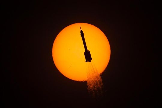 回望2025‧圖輯｜鏡頭下凝聚家國人心瞬間：科技強國與國防力量的彰顯