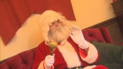 Locals and tourists flock to Central for Christmas festivities