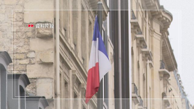 法國巴黎地鐵發生持刀襲擊案　疑兇被捕三名女子受傷