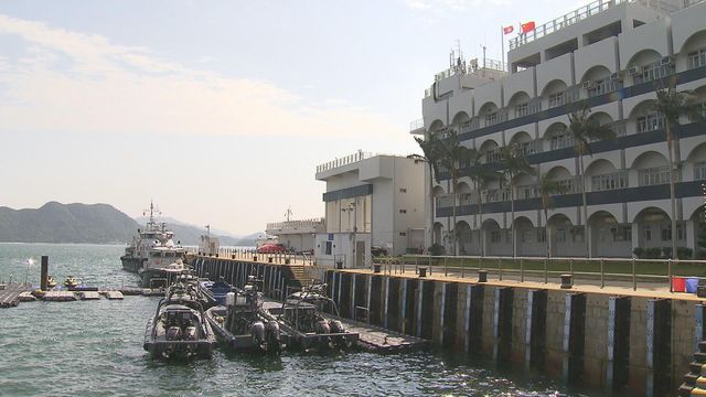 A man died after falling into the sea in Sai Kung