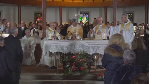 瑞士酒吧大火　有教堂舉行彌撒悼念死難者