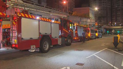 荃灣中心太原樓單位起火　一名女子吸入濃煙不適送院