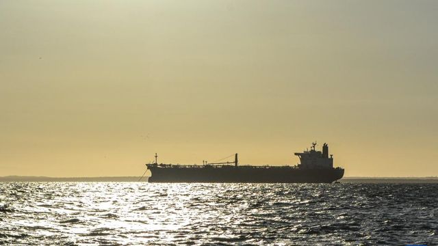 委內瑞拉政局｜美國為何長期覬覦委內瑞拉石油？分析：美煉油廠依賴委「重質原油」｜延伸閱讀