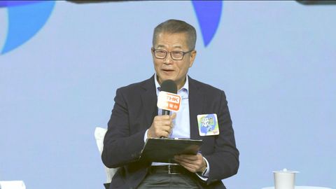 陳茂波指香港與新加坡各有優勝之處　雙方抱開放態度互學互鑑