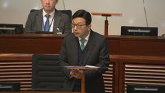 政府擬訂「踢腳板」物料要求及地盤全面禁煙　冀數周內提交立法會審議