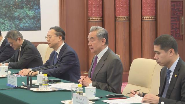 王毅北京晤加拿大外長　指卡尼訪華對兩國關係有轉折性意義