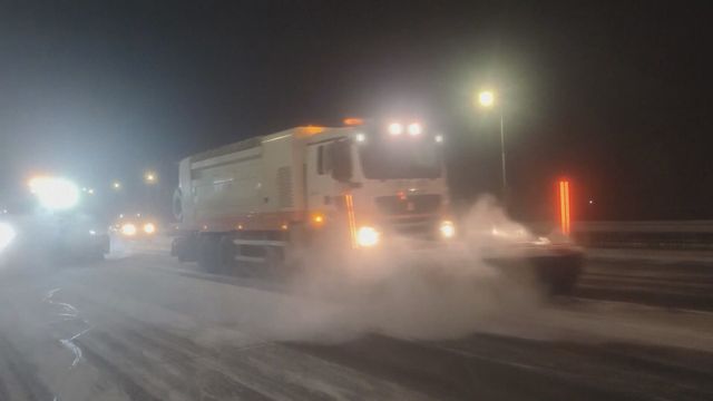 Heavy snowfall hits northern China