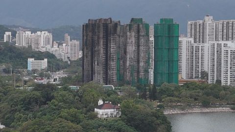宏福苑五級火|截至周二仍有8人留醫 約1900人獲醫管局醫療服務 宏福苑五級火|截至周二仍有8人留醫 約1900人獲醫管局醫療服務