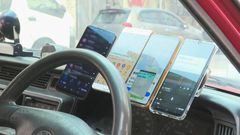 Two-mobile device limit for Hong Kong drivers goes into effect