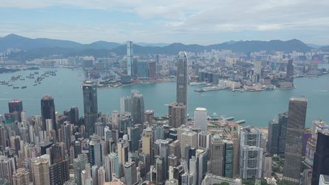 HK economy grows 3.5% last year