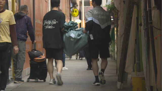 新聞透視‧延伸閱讀|直播帶貨熱潮:是短暫風口還是長線商機? 新聞透視‧延伸閱讀|直播帶貨熱潮:是短暫風口還是長線商機?