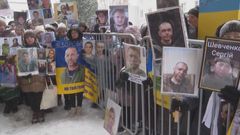 Russia, Ukraine swap prisoners as talks end without breakthrough