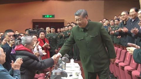 習近平向全軍老幹部致節日問候和新春祝福