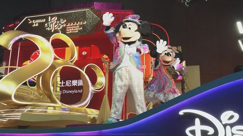 Lunar New Year Parade draws large crowds to Tsim Sha Tsui