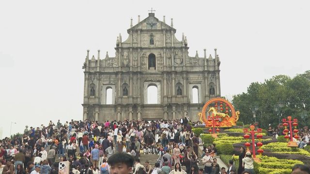 Macao sees record 227,000 visitor arrivals in a single day over CNY