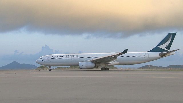 國泰及香港快運一月載客共逾330萬人次　按年升一成一