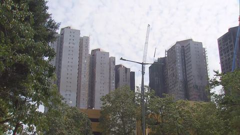 Wang Fuk court residents press for early return to collect their belongings
